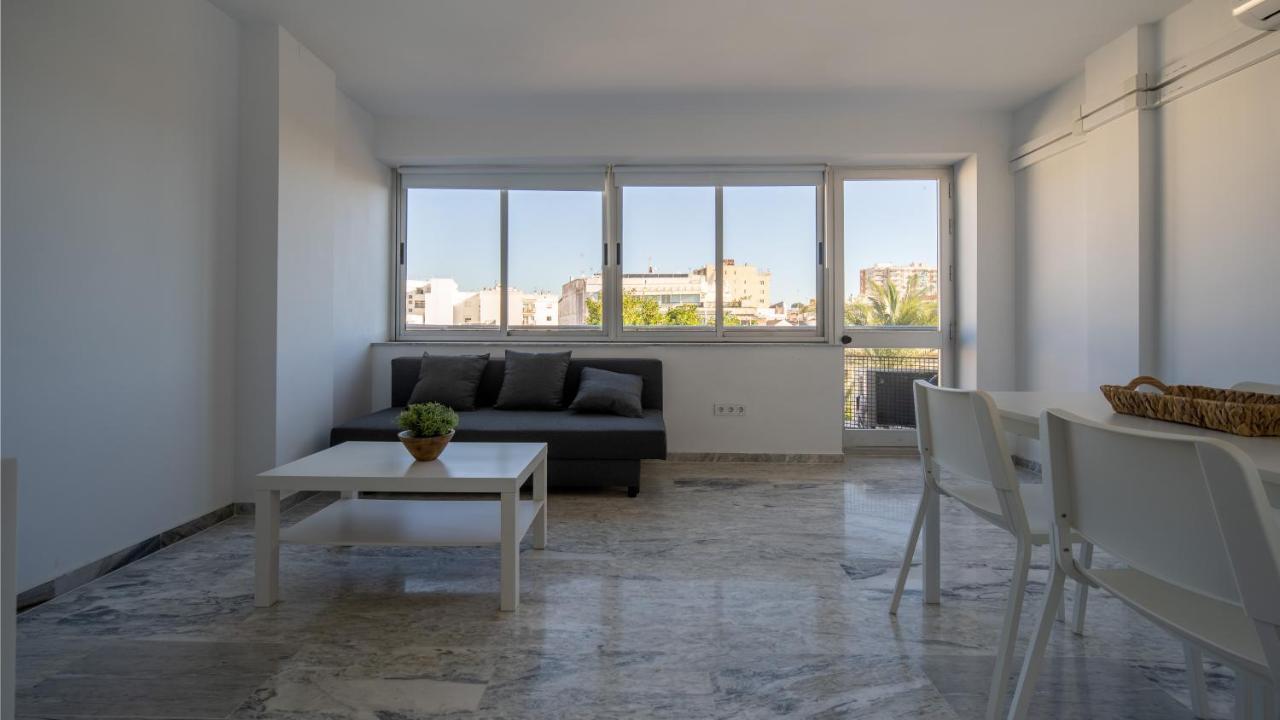 Conjunto De Apartamentos Antiguo Palacio Hotel Paris Huelva Kültér fotó