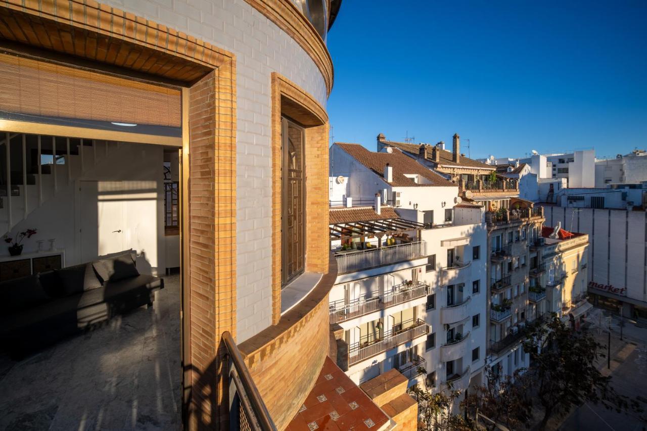 Conjunto De Apartamentos Antiguo Palacio Hotel Paris Huelva Kültér fotó