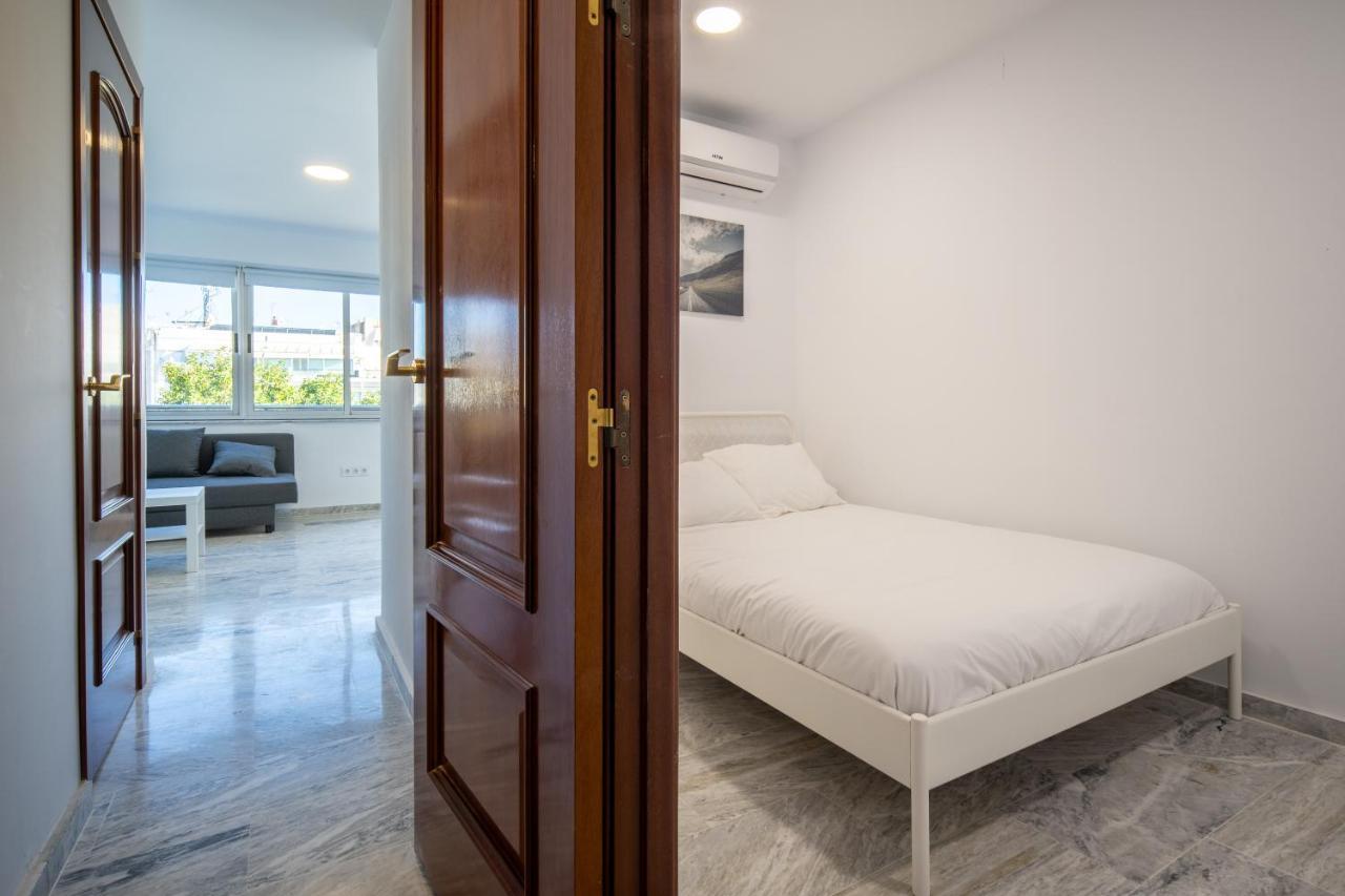 Conjunto De Apartamentos Antiguo Palacio Hotel Paris Huelva Kültér fotó