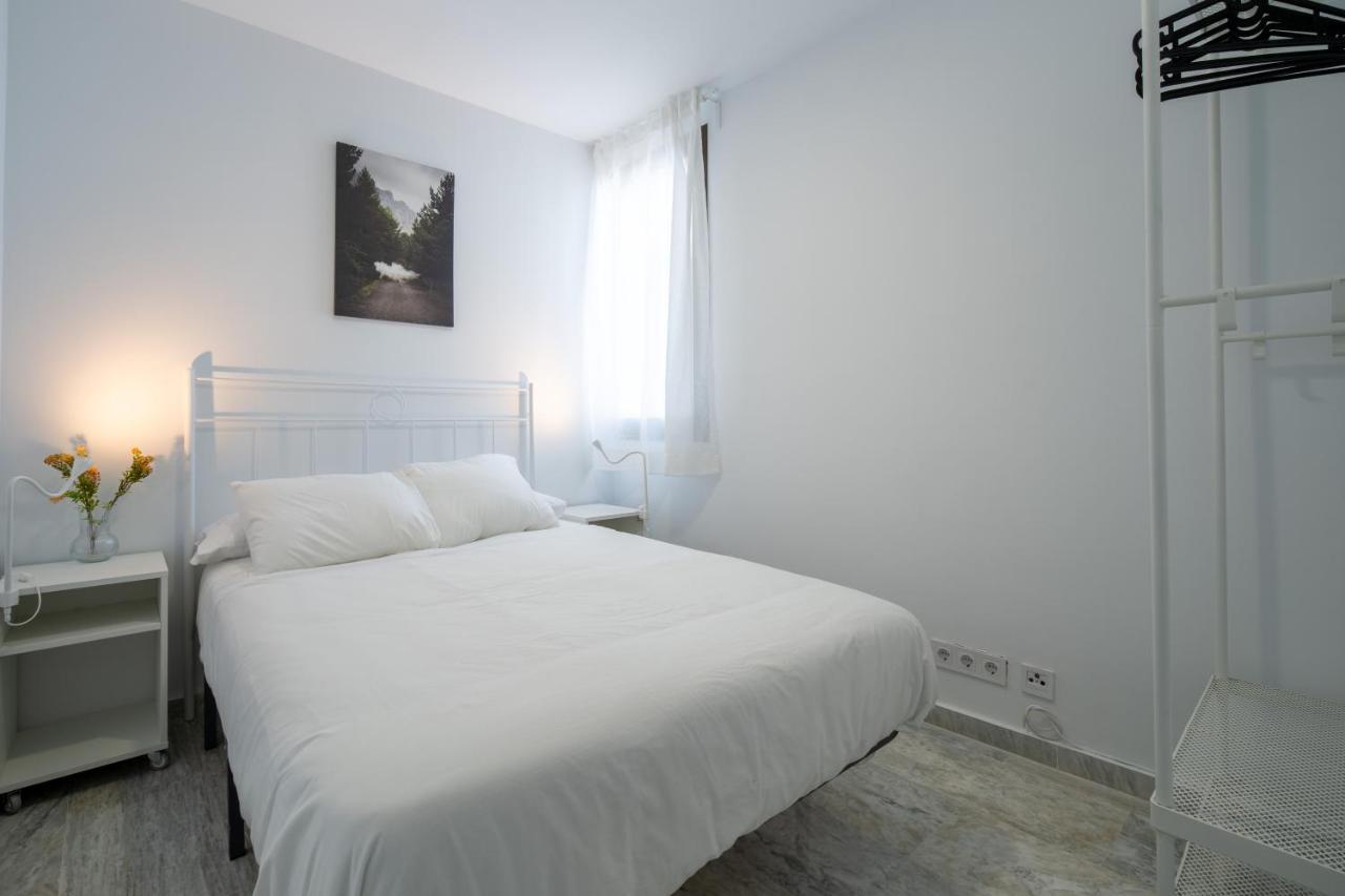 Conjunto De Apartamentos Antiguo Palacio Hotel Paris Huelva Kültér fotó