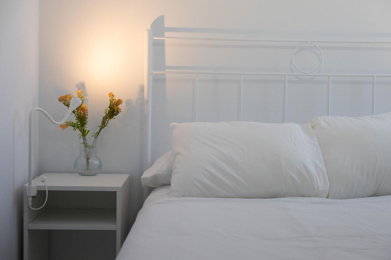 Conjunto De Apartamentos Antiguo Palacio Hotel Paris Huelva Kültér fotó