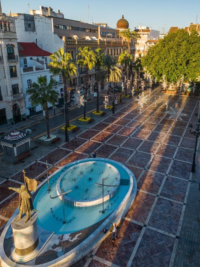 Conjunto De Apartamentos Antiguo Palacio Hotel Paris Huelva Kültér fotó