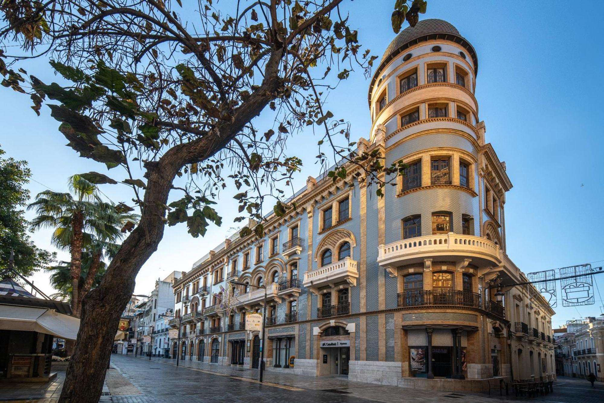 Conjunto De Apartamentos Antiguo Palacio Hotel Paris Huelva Kültér fotó