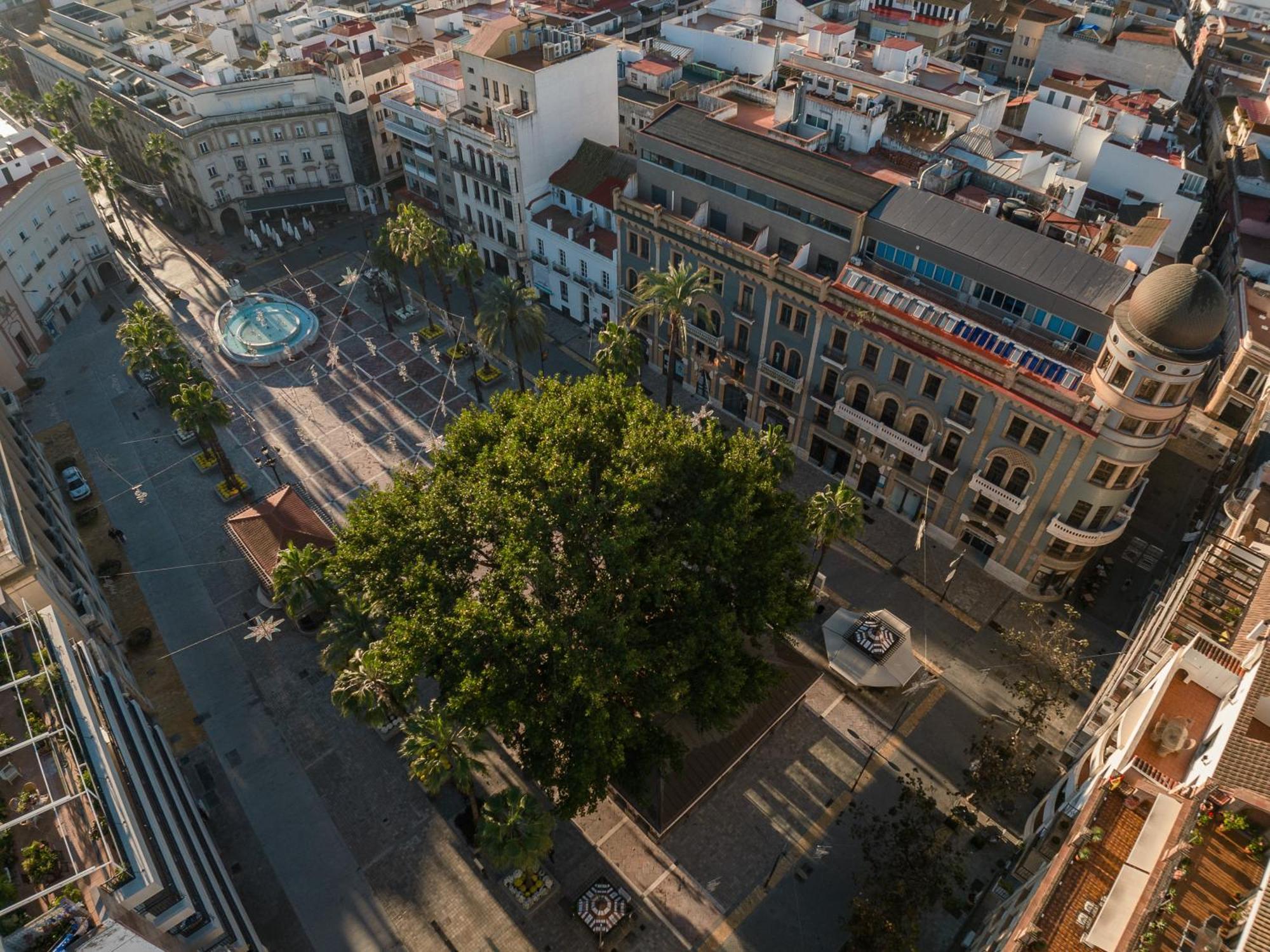 Conjunto De Apartamentos Antiguo Palacio Hotel Paris Huelva Kültér fotó